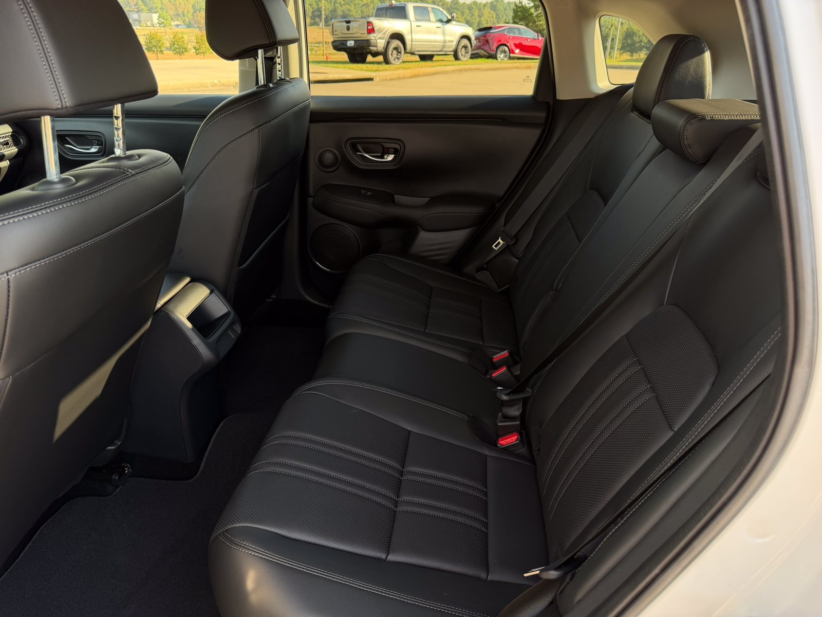 Certified 2026 Honda HR-V EX-L image 27