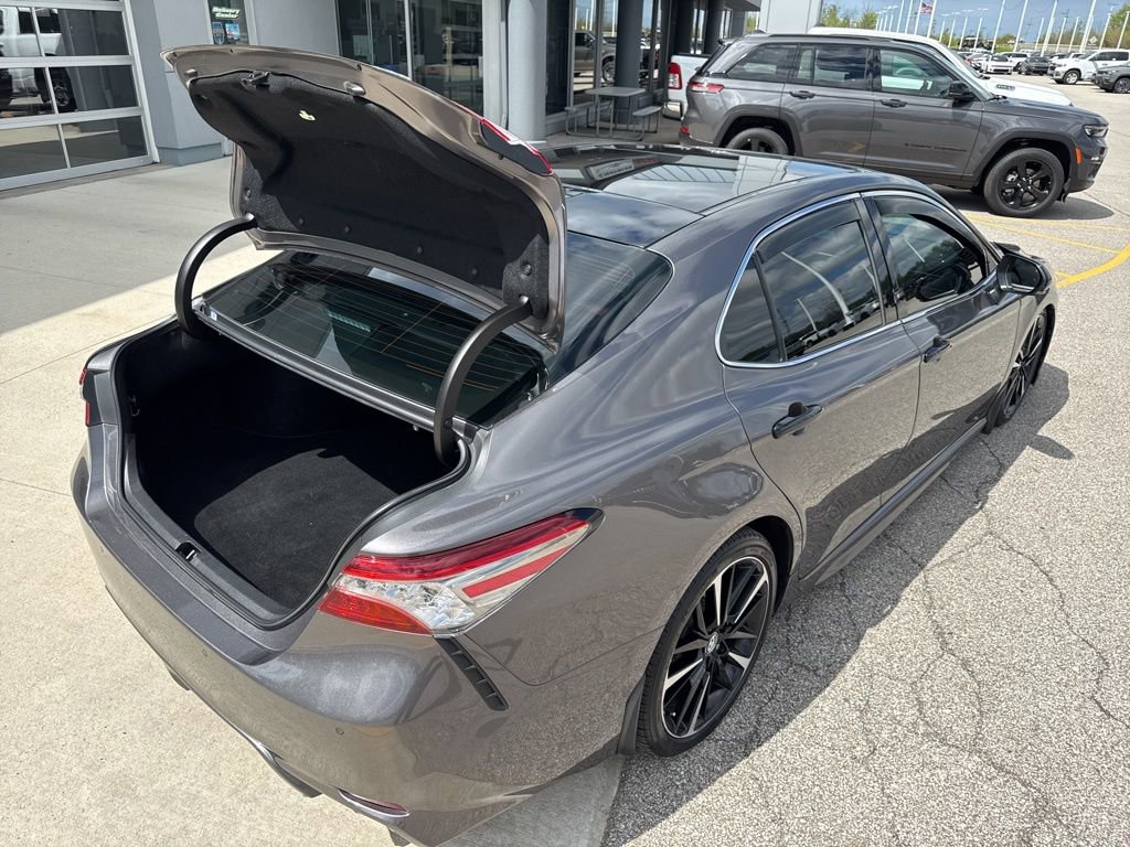 Used 2019 Toyota Camry XSE FWD image 15