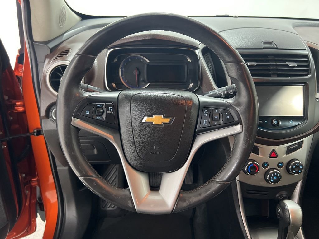 Used 2016 Chevrolet Trax LT w/ LT Sun and Sound Package image 10