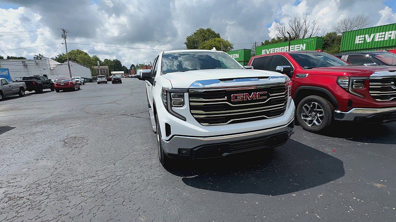 New 2026 GMC Sierra 1500 SLT w/ SLT Premium Package image 2