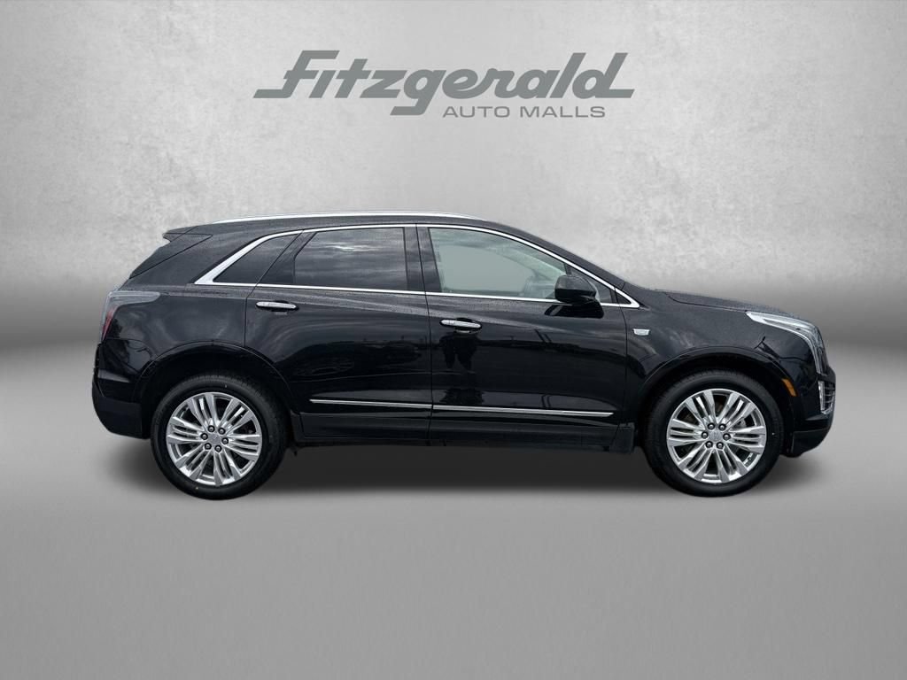 Used 2017 Cadillac XT5 Premium Luxury AWD/4WD image 10