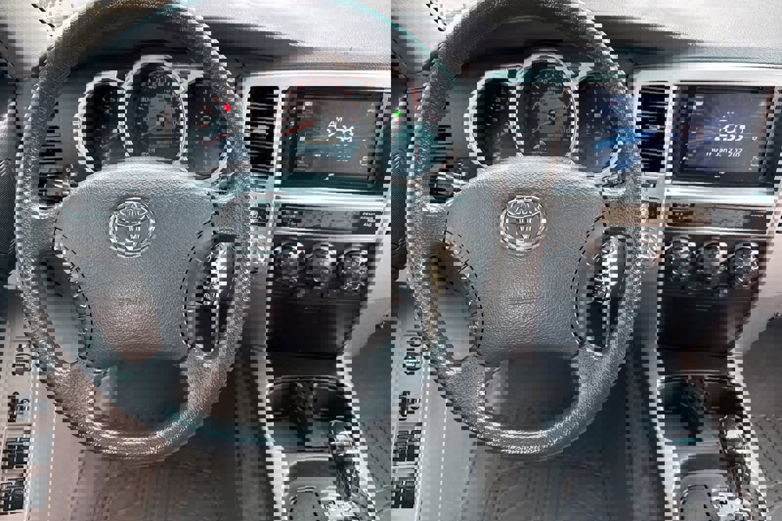 Used 2005 Toyota 4Runner SR5 image 14