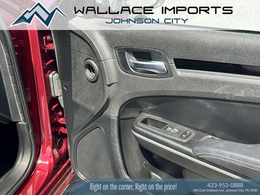 Used 2023 Chrysler 300 S w/ Comfort Group RWD image 37