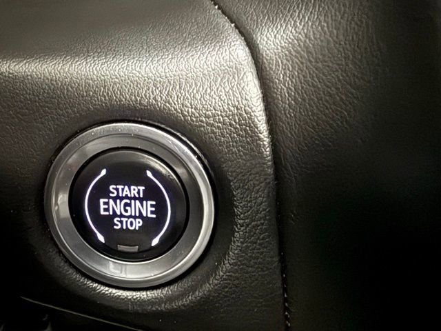 Used 2021 GMC Yukon SLT w/ SLT Luxury Plus Package image 29