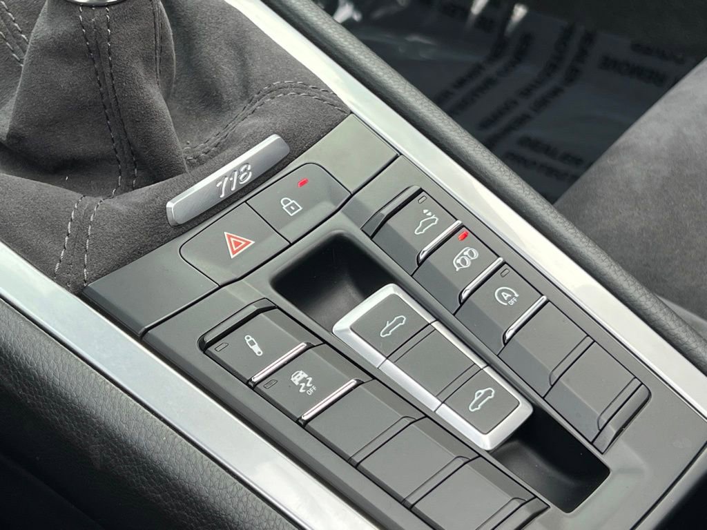 Used 2021 Porsche 718 Boxster GTS image 25