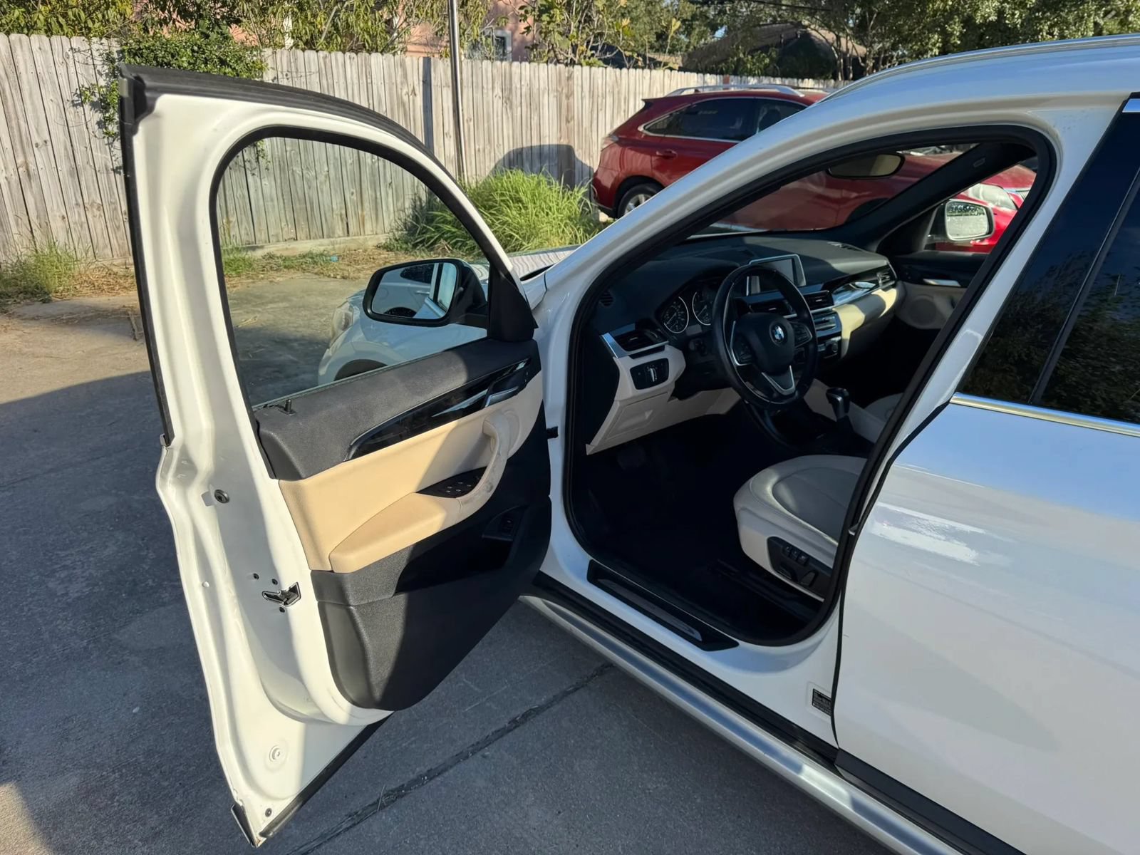Used 2017 BMW X1 sDrive28i FWD image 9
