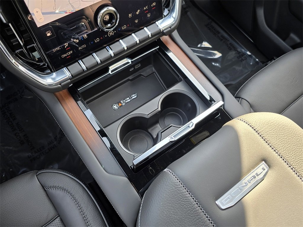 New 2026 GMC Yukon XL Denali image 22