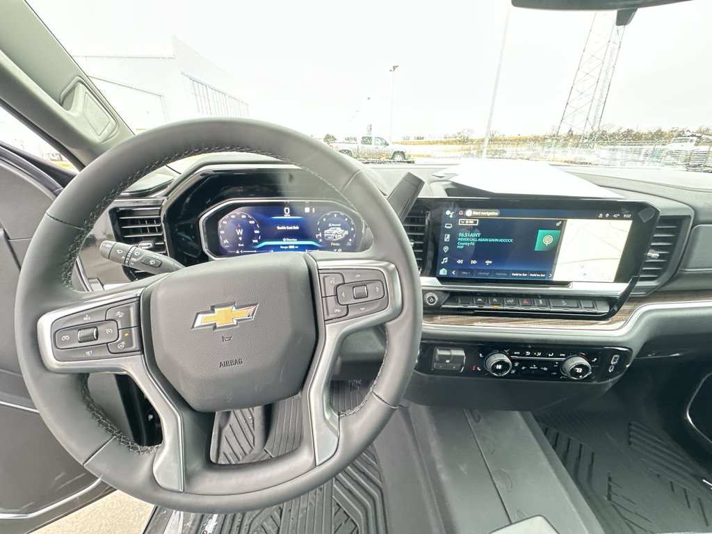 New 2026 Chevrolet Silverado 1500 LT w/ Z71 Off-Road Package AWD/4WD image 11