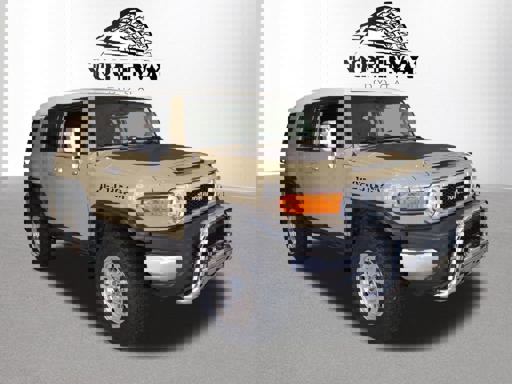 Used 2012 Toyota FJ Cruiser 4WD w/ Convenience Pkg image 6