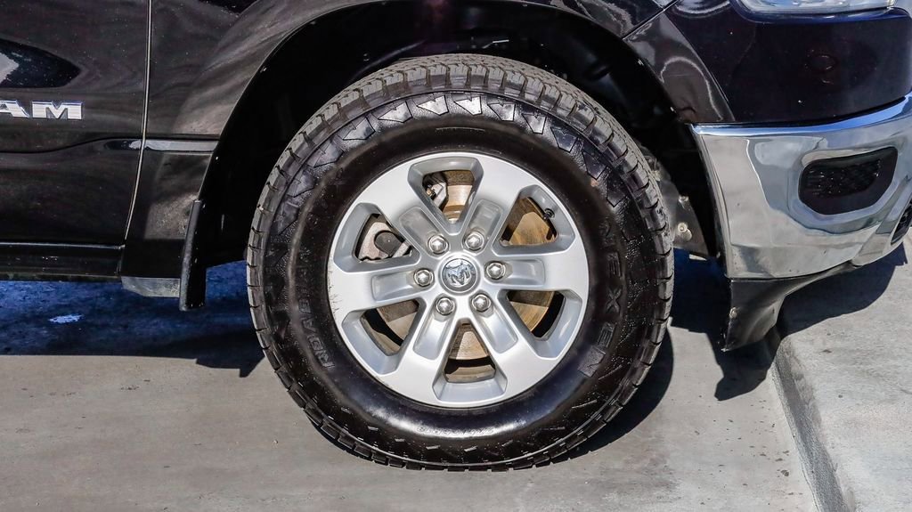 Used 2024 RAM 1500 Laramie AWD/4WD image 11