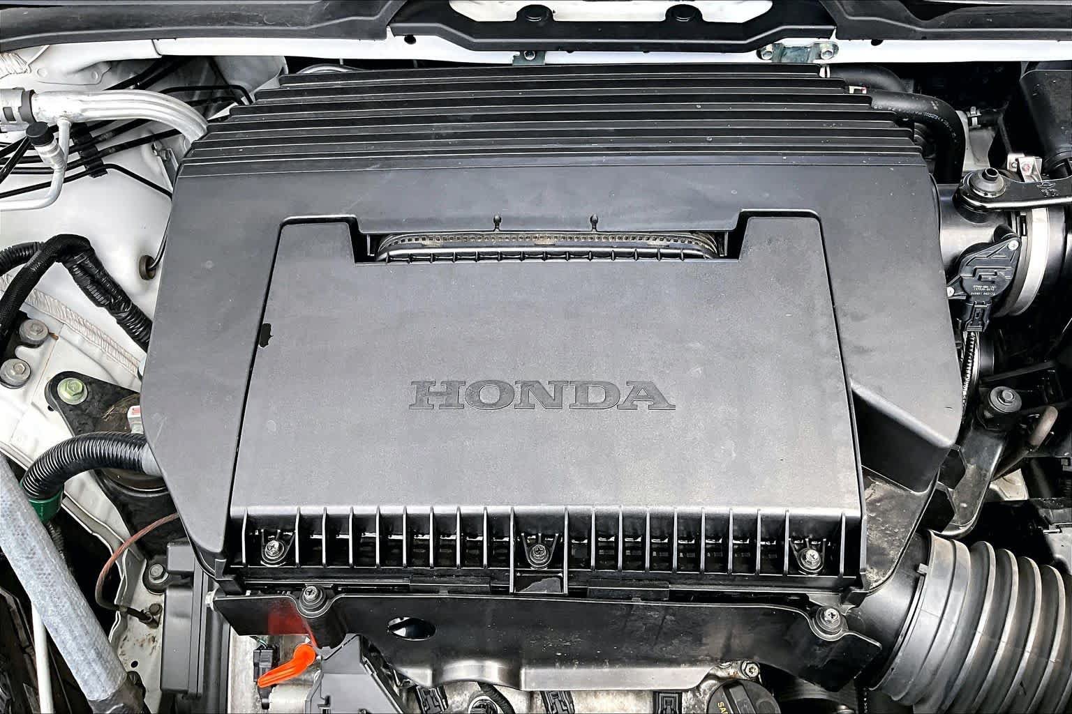 Used 2025 Honda Pilot Sport image 33