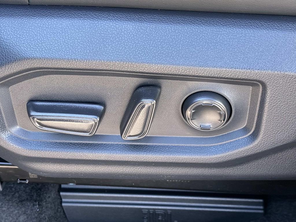 New 2026 Toyota Tundra Platinum image 33