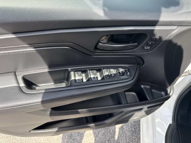 Certified 2024 Honda Odyssey Sport image 19