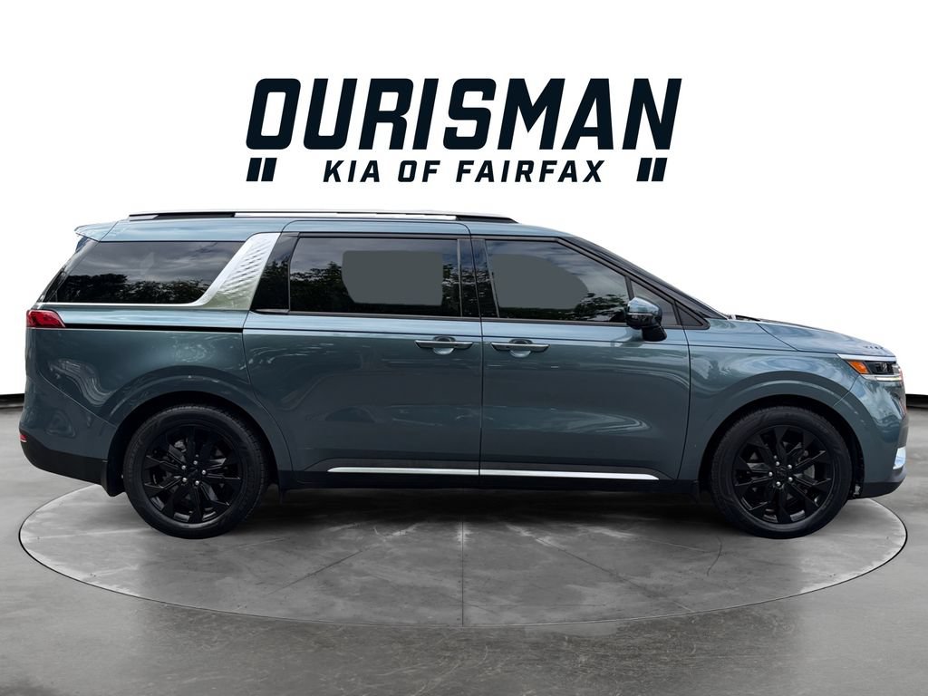 Certified 2022 Kia Carnival SX FWD image 6