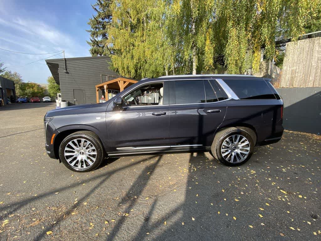 Used 2025 Cadillac Escalade Premium Luxury Platinum w/ LPO, Floor Liner Package AWD/4WD image 3