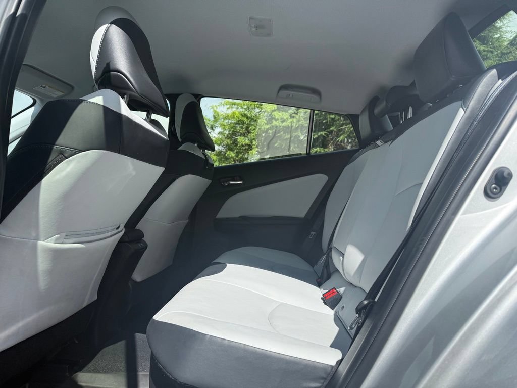 Used 2020 Toyota Prius XLE w/ Advanced Technology Package AWD/4WD image 16