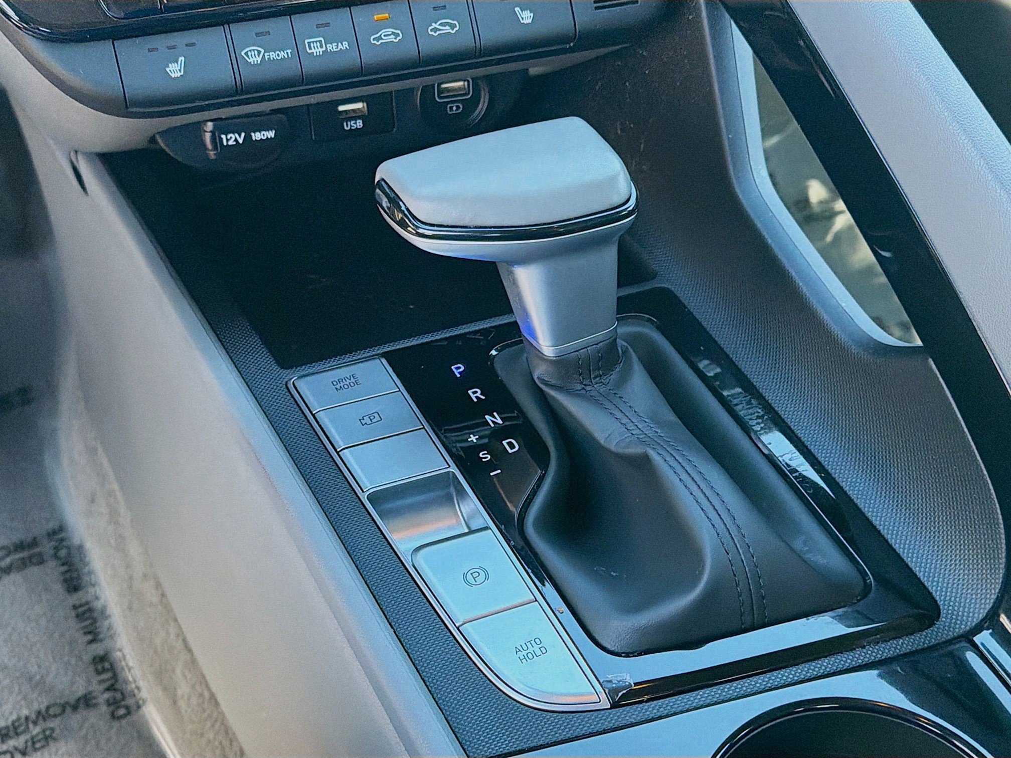 Used 2023 Hyundai Elantra SEL w/ Convenience Package image 13