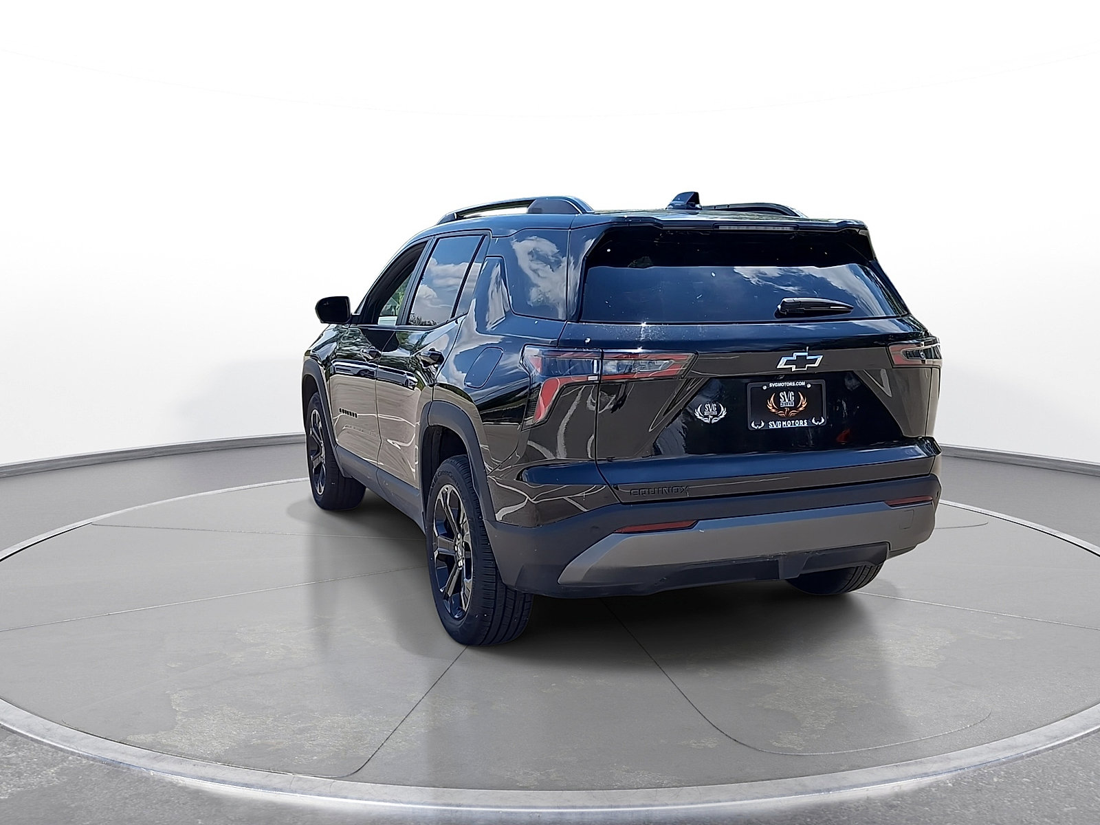 Used 2025 Chevrolet Equinox LT w/ Midnight Edition FWD image 6