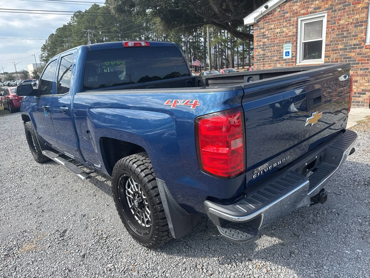 Used 2016 Chevrolet Silverado 1500 LT w/ All Star Edition AWD/4WD image 5