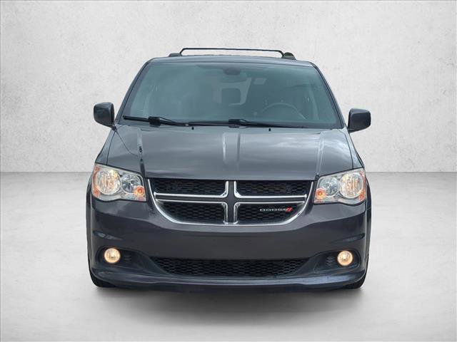 Used 2018 Dodge Grand Caravan SXT image 2