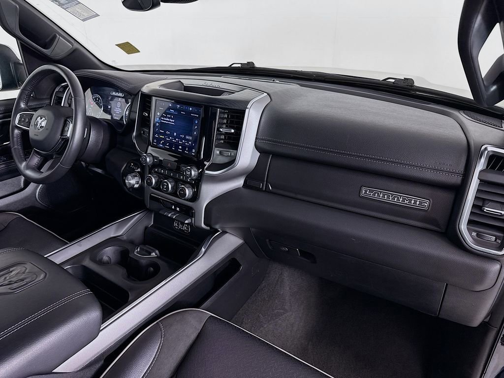 Used 2024 RAM 1500 Laramie AWD/4WD image 30