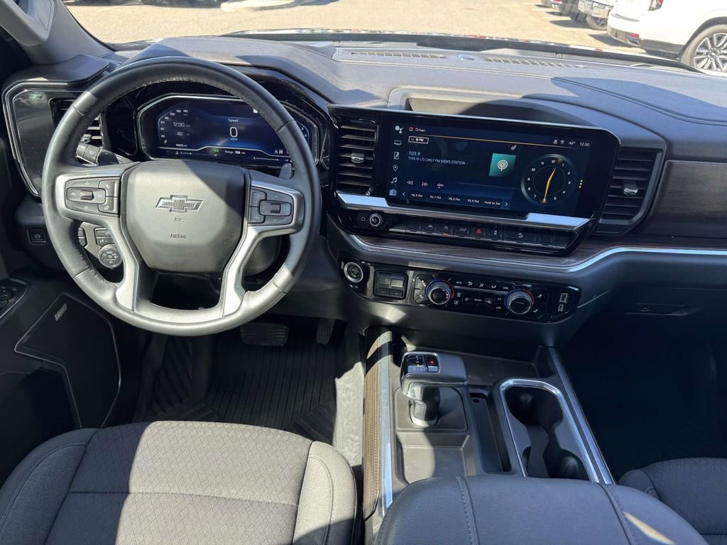 Used 2023 Chevrolet Silverado 1500 RST w/ Convenience Package II AWD/4WD image 11