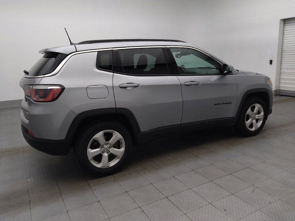 Used 2018 Jeep Compass Latitude w/ Popular Equipment Group FWD image 10