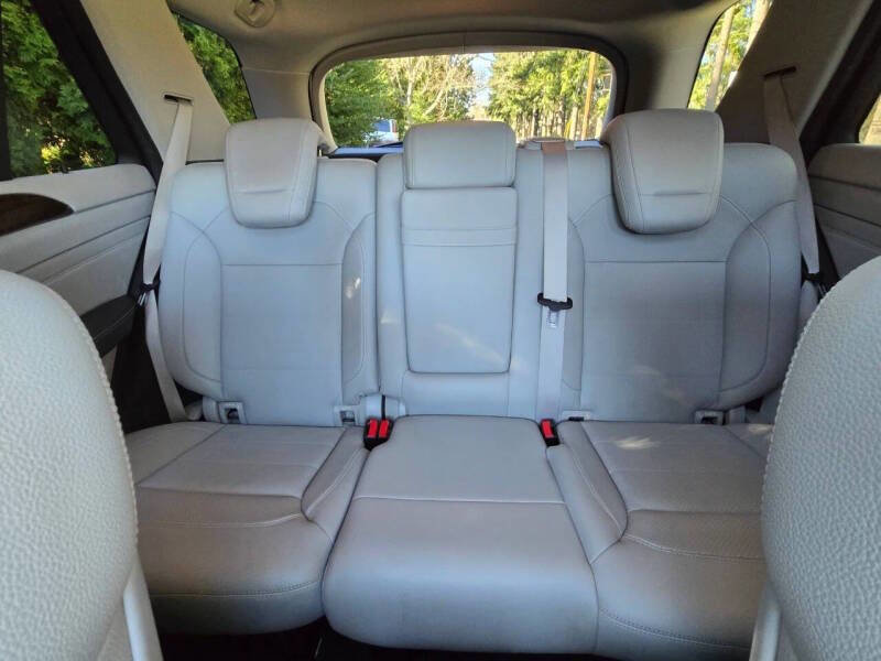 Used 2015 Mercedes-Benz ML 250 BlueTEC 4MATIC image 12