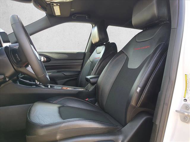 Used 2025 Jeep Compass Trailhawk w/ Trailer Tow Group image 15