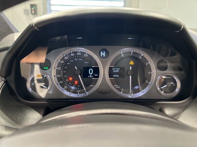 Used 2013 Aston Martin V8 Vantage Roadster RWD image 41