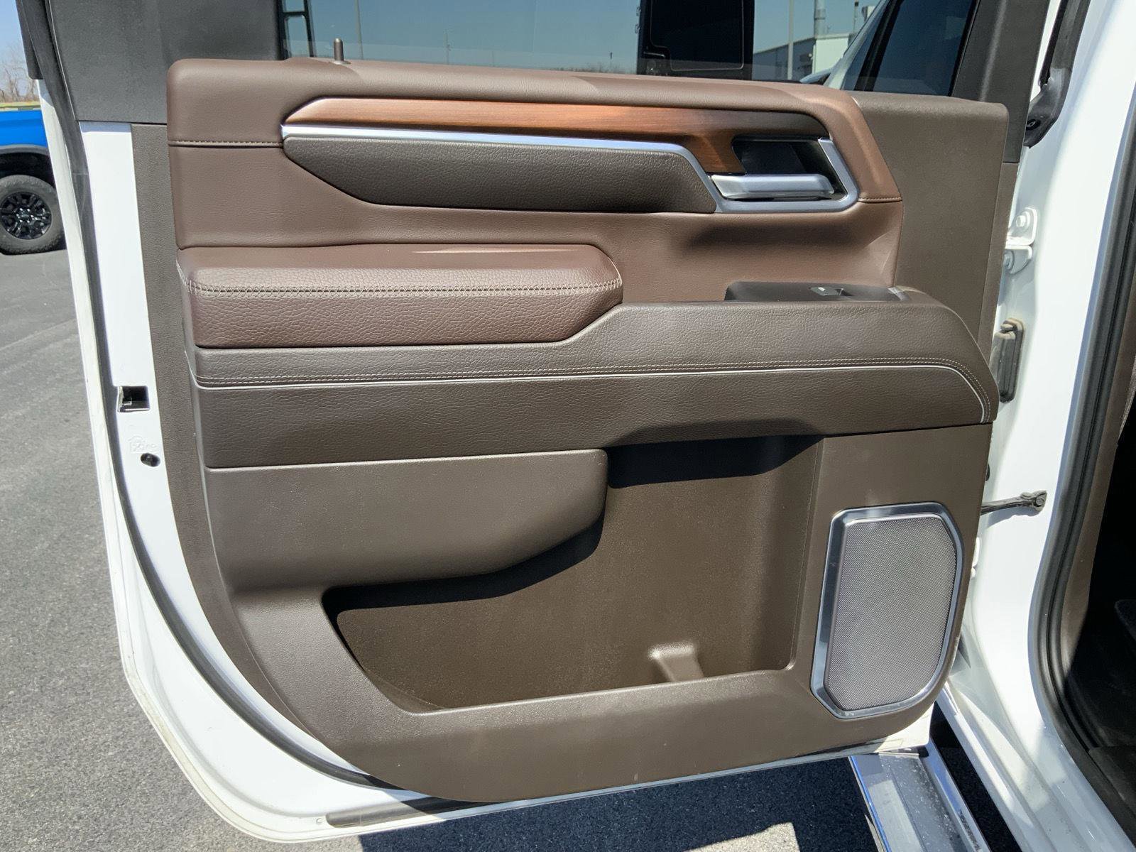 Used 2024 GMC Sierra 3500 Denali AWD/4WD image 58