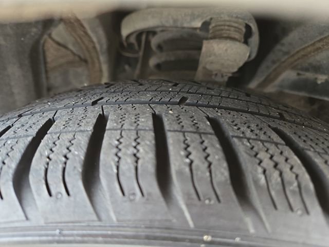 Used 2016 Lexus IS 200t image 9