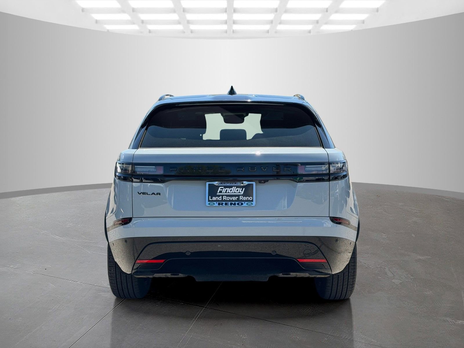 Used 2026 Land Rover Range Rover Velar Dynamic SE image 6