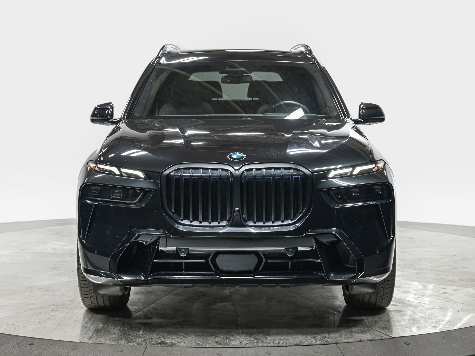 Used 2024 BMW X7 xDrive40i w/ Executive Package image 10