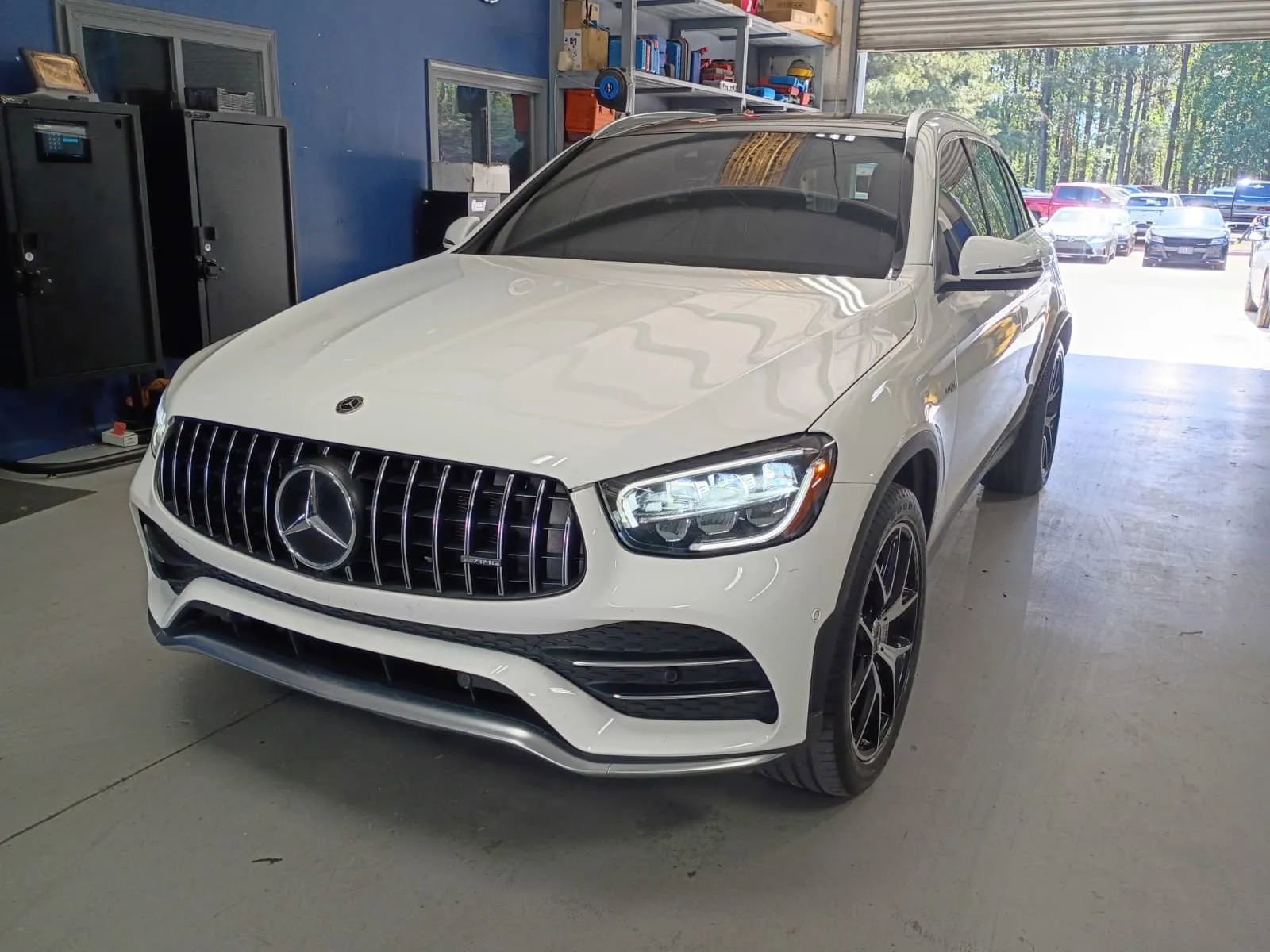 Used 2021 Mercedes-Benz GLC 43 AMG 4MATIC image 2