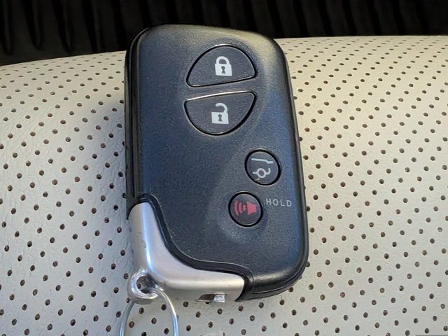 Used 2014 Lexus GX 460 w/ Premium Package AWD/4WD image 35