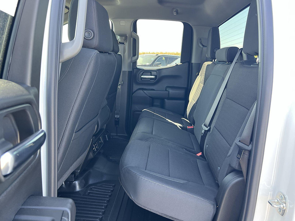 New 2026 GMC Sierra 1500 Pro w/ Pro Value Package AWD/4WD image 24