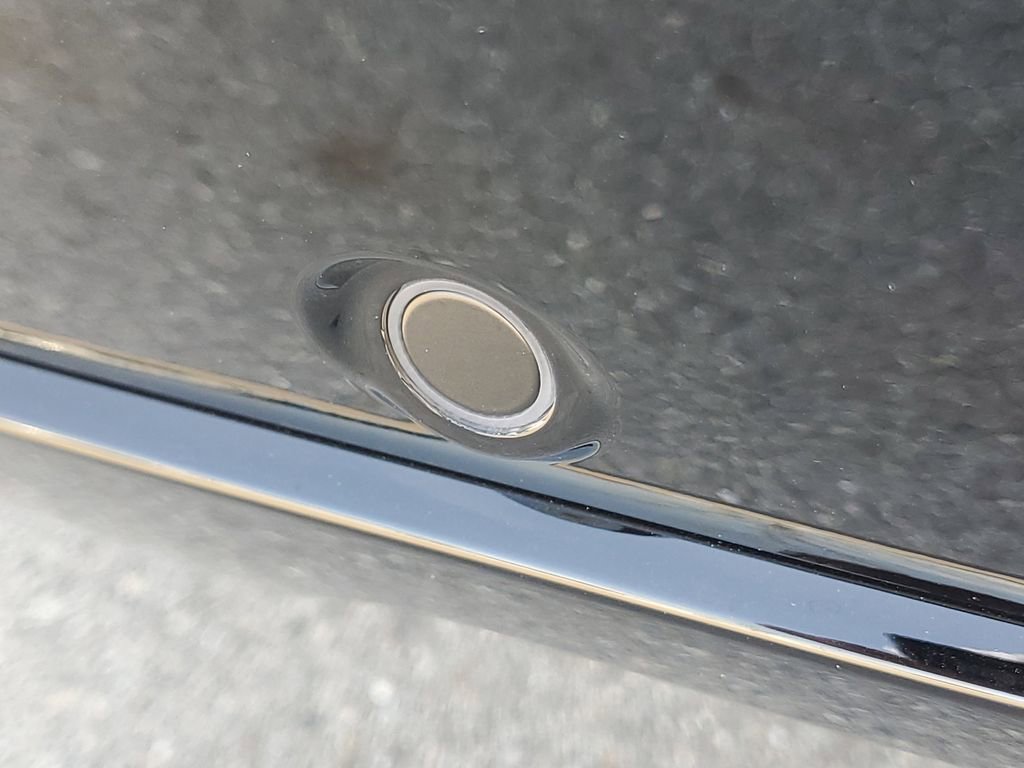 New 2026 Land Rover Range Rover Velar Dynamic SE AWD/4WD image 6