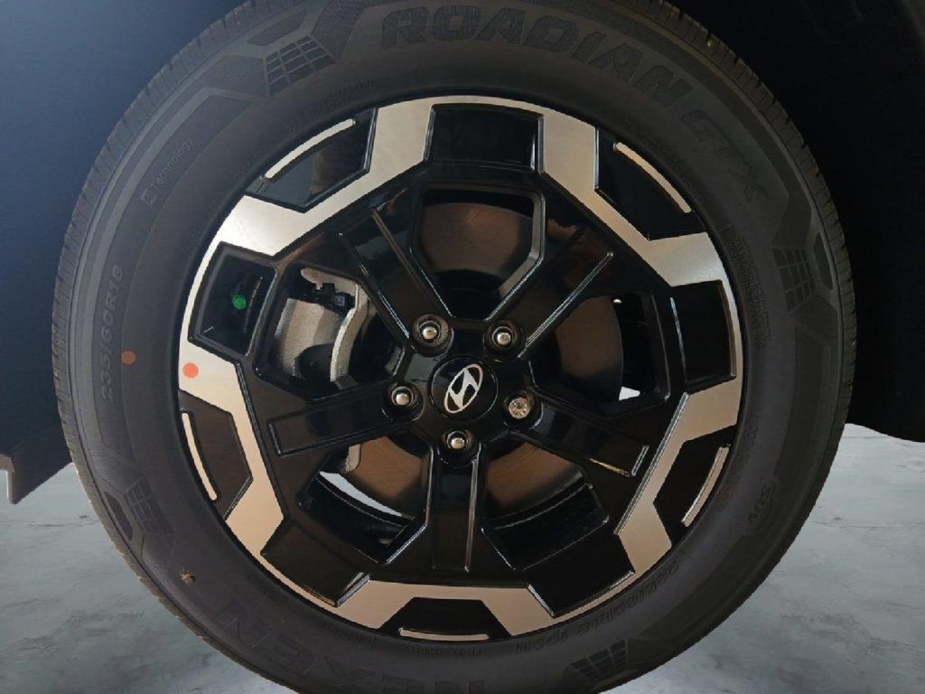 New 2026 Hyundai Santa Fe SEL FWD image 25