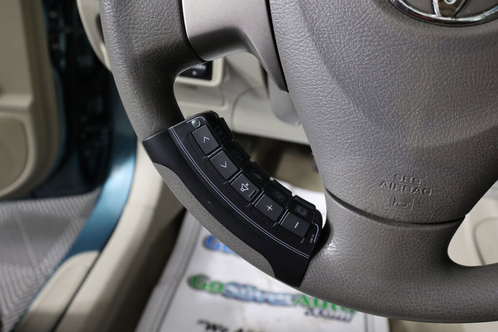 Used 2010 Toyota Corolla LE FWD image 31
