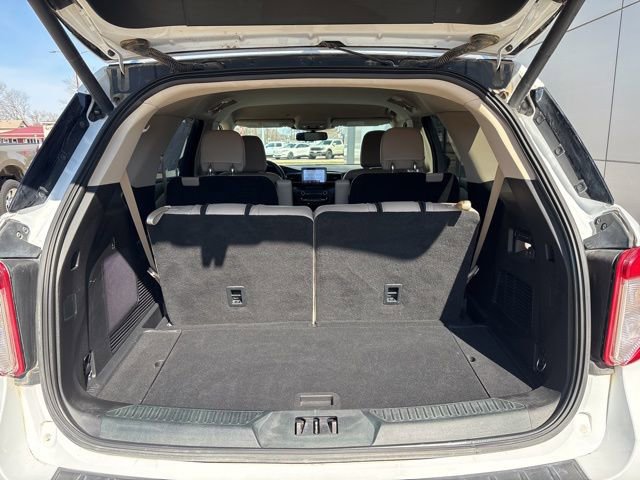 Used 2020 Ford Explorer Limited image 12