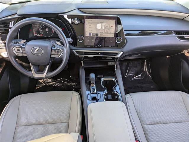 Used 2024 Lexus RX 350 FWD w/ Technology Package image 17