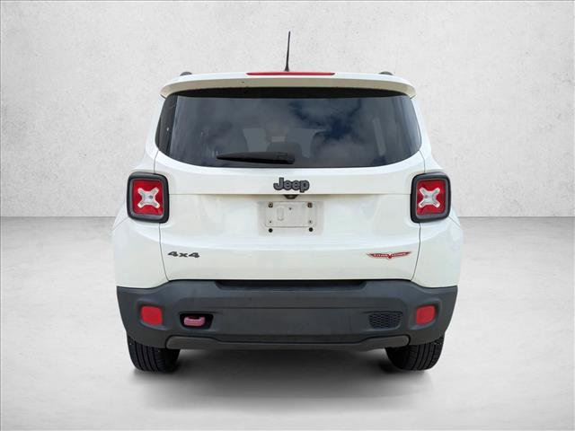 Used 2017 Jeep Renegade Trailhawk image 6