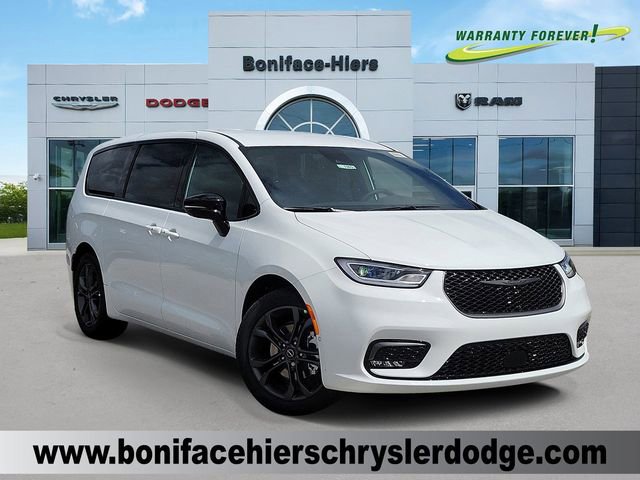 New 2026 Chrysler Pacifica Select FWD image 1