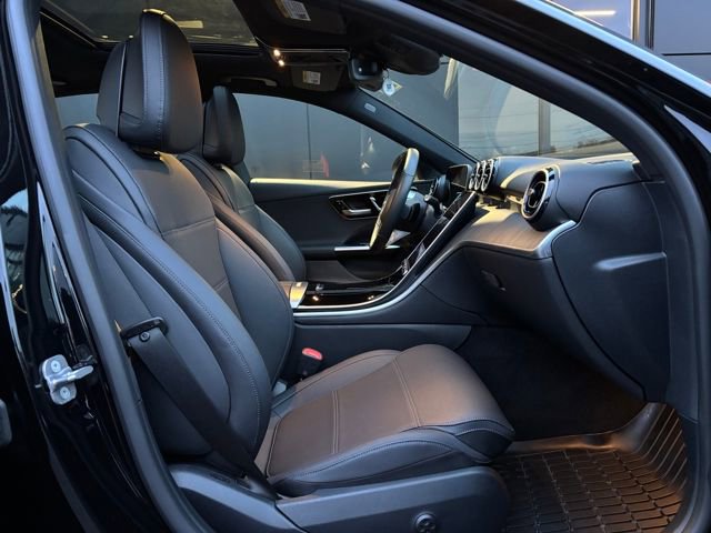 Used 2025 Mercedes-Benz C 300 4MATIC Sedan image 39
