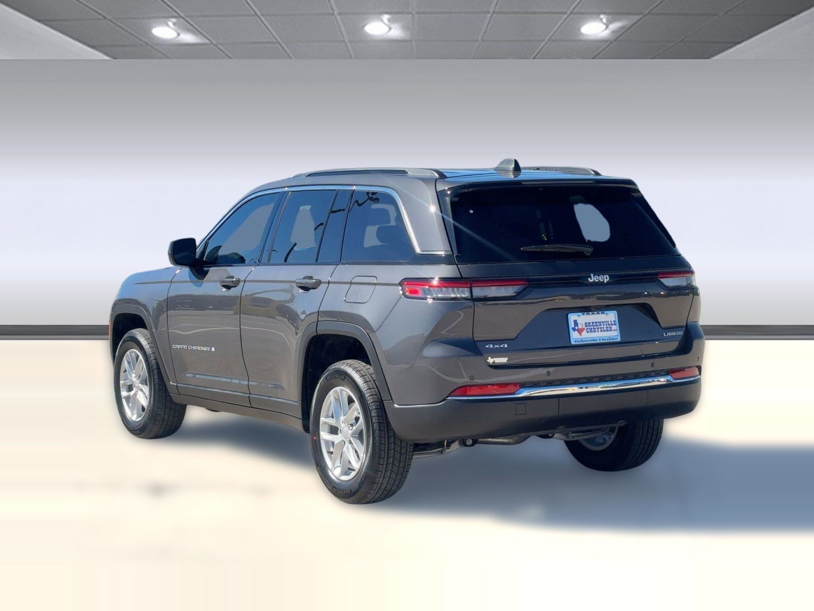 New 2026 Jeep Grand Cherokee Laredo X AWD/4WD image 3
