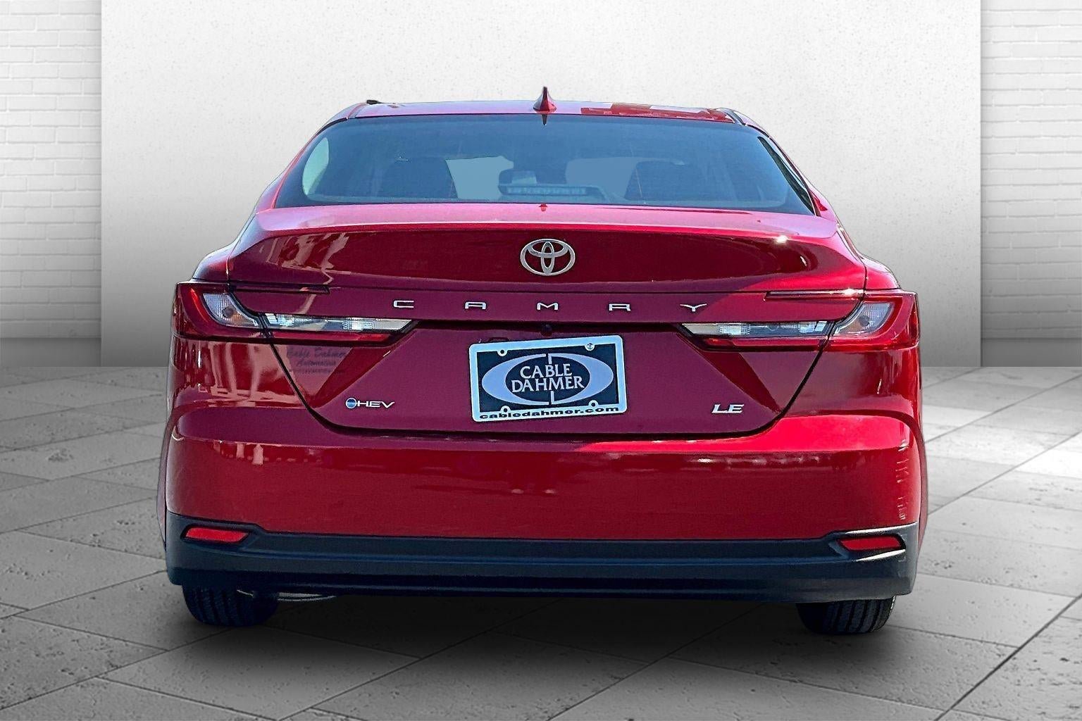 Used 2025 Toyota Camry LE FWD image 3