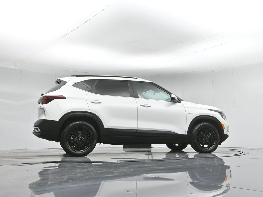 Used 2021 Kia Seltos EX image 54