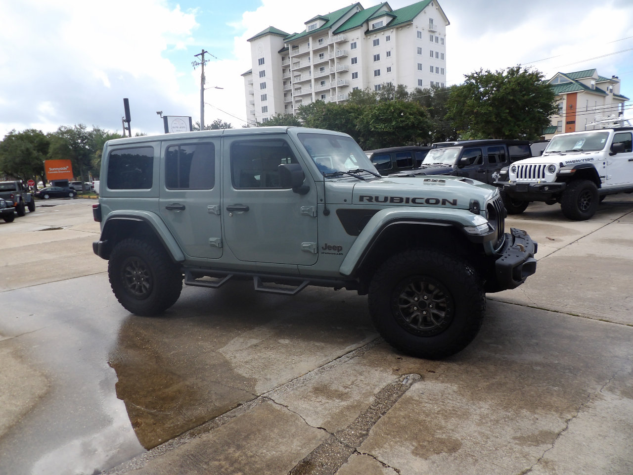 Used 2023 Jeep Wrangler Unlimited Rubicon 392 w/ Dual Top Group image 4