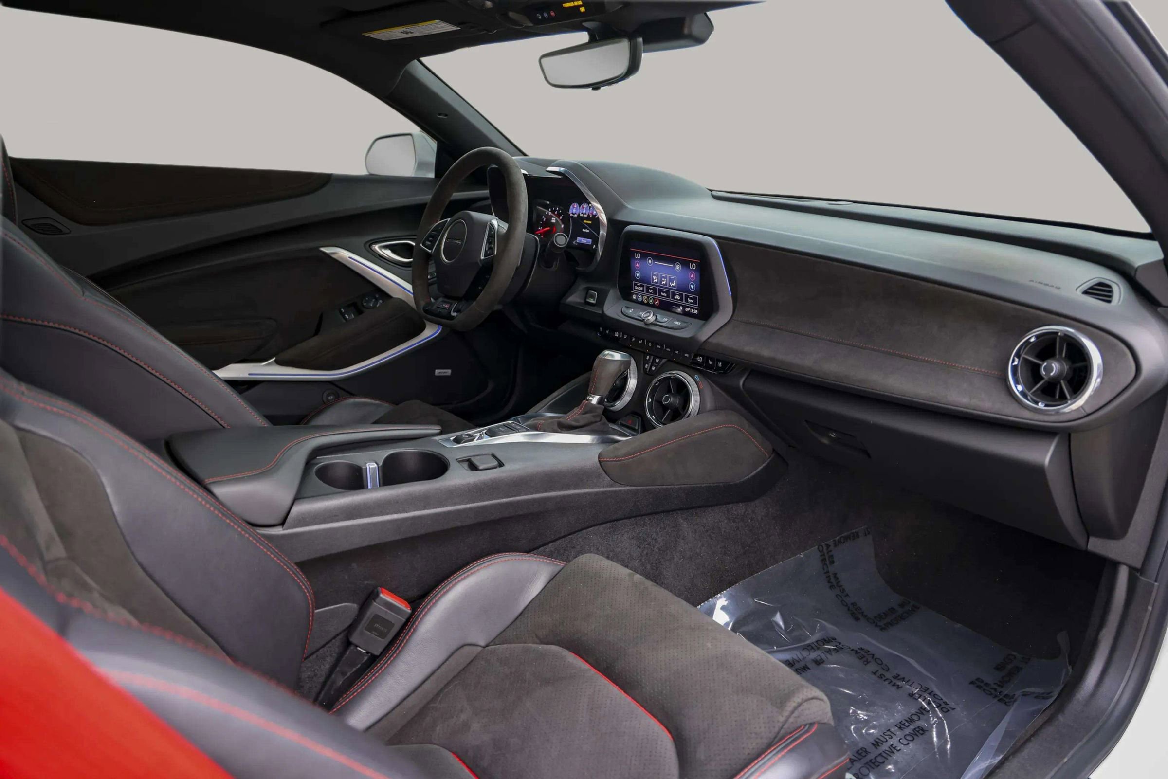 Used 2019 Chevrolet Camaro ZL1 image 31